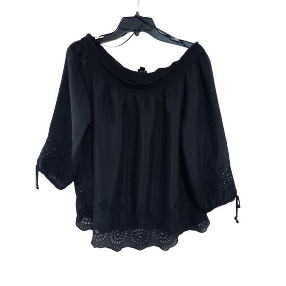 Lucky Brand Crochet Detail off the shoulder Black Top blouse size Medium - Picture 3 of 3
